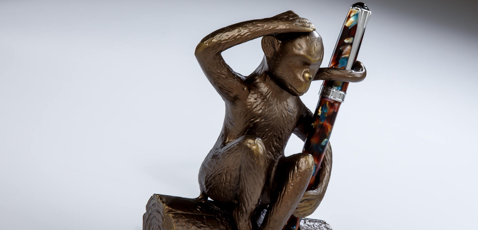 Michael Cushman Product Photography BRONZE-MONKEY-PEN-HOLDER-s2